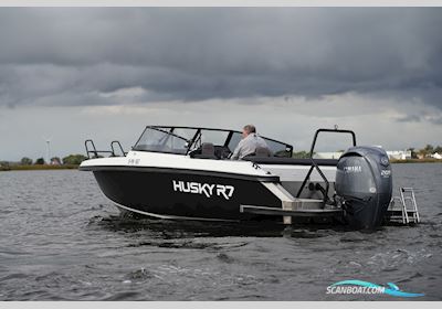 FINNMASTER Husky R7 Motorbåd 2024, Holland