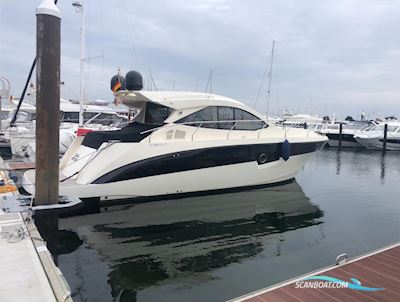 Faeton Astondoa / F380 HT Motorbåd 2010, med Cummins Mercruiser Diesel Qsd 4.2 motor, Tyskland