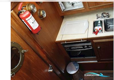 Fairline 31 Corniche på 34 Fod Motorbåd 1984, med Volvo Penta Tamd motor, Danmark