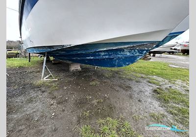 Fairline 32 Phantom Motorbåd 1982, med Volvo AQ200D motor, England