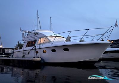 Fairline 40 Flybridge Motorbåd 1987, med Volvo Penta TAMD motor, Holland