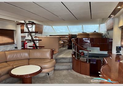 Fairline Squadron 55 Motorbåd 2001, med Caterpillar 669 pk. motor, Holland