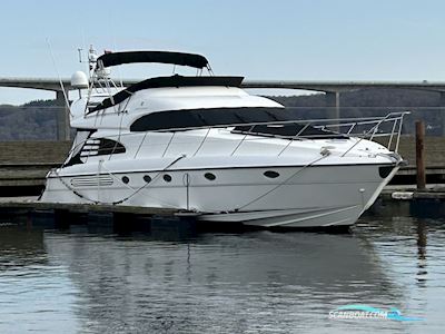 Fairline Squadron 55 Motorbåd 2001, med Volvo Penta D12
 motor, Danmark