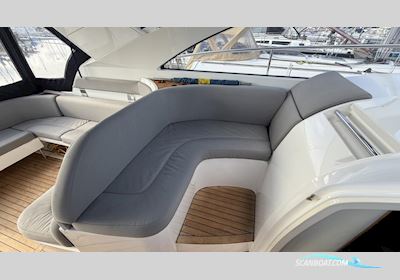 Fairline TARGA 38 Motorbåd 2011, med 2x Volvo Penta D4-300 Ca, 800h motor, Sverige