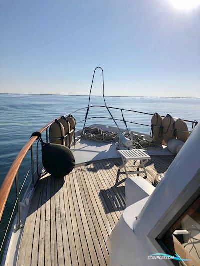 Feadship shipwards 18.50 Motorbåd 1973, med DETROIT DIESEL GM – 8V 71M motor, Frankrig