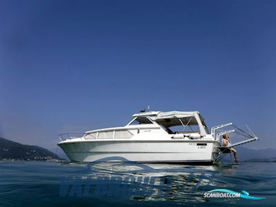 Fjord 32 Cabin Motorbåd 1973, med Volvo Penta motor, Italien