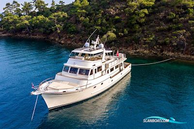 Fleming 75 Motorbåd 2004, med Twin Caterpillar C18 1,000hp  With Direct And 4 Bladed Propellers motor, Spanien