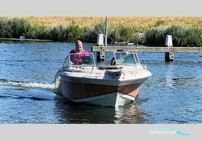 Formula Thunderbird 20 GL Motorbåd 1983, med Mercury Mercruiser type 4.5 motor, Holland