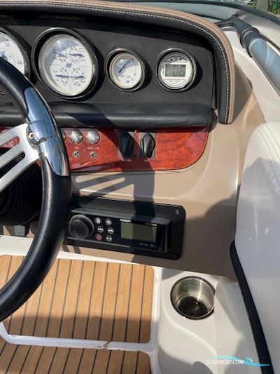 Four Winns  Four-winns H 240 Bowrider Motorbåd 2008, med Volvo Penta  motor, Holland