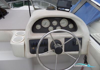 Four Winns 238 Vista Motorbåd 1999, med Volvo motor, Frankrig
