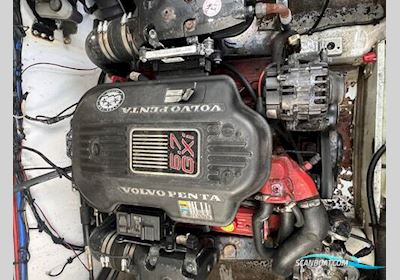 Four Winns 258 Vista Motorbåd 2006, med Volvo Penta 5.7 GXI motor, England