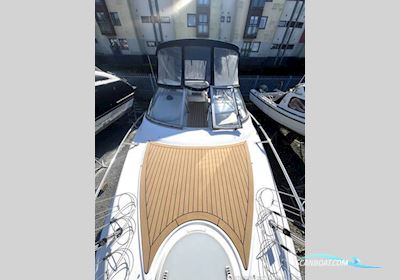 Four Winns 258 Vista Motorbåd 2006, med Volvo Penta 5.7 GXI motor, England