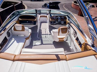 Four Winns H210 Motorbåd 2020, med Volvo Penta motor, England