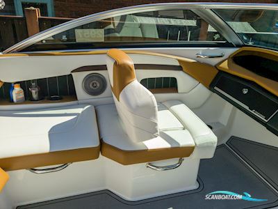 Four Winns H210 Motorbåd 2020, med Volvo Penta motor, England
