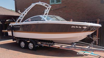Four Winns H210 Motorbåd 2021, med Volvo Penta motor, England
