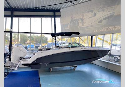 Four Winns HD3-OB Bowrider Motorbåd 2023, med Mercury 200XL Fourstroke motor, Holland