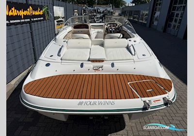 Four Winns Horizon 210 Motorbåd 2005, med Volvo (Defect) motor, Holland