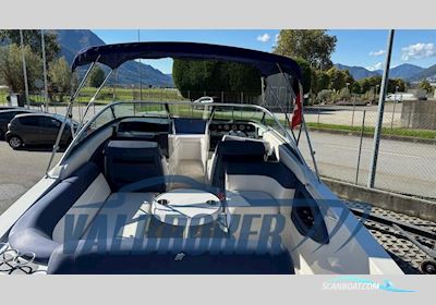 Four Winns SL 262 Motorbåd 2014, med Volvo Penta 8.1 Gi motor, Schweiz