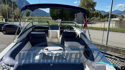 Four Winns SL 262 Motorbåd 2014, med Volvo Penta 8.1 Gi motor, Schweiz