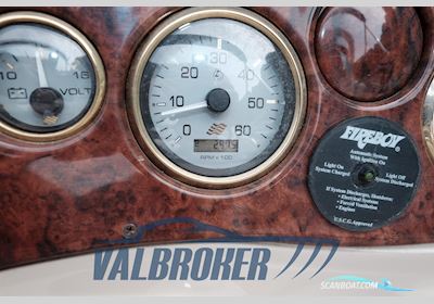 Four Winns Vista 268 Motorbåd 2005, med Volvo Penta 5.7 GiE motor, Italien