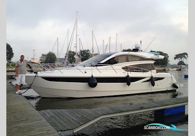 Galeon 430 Htc Motorbåd 2012, med Volvo motor, Tyskland