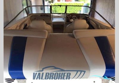Glastron GT 185 Motorbåd 2010, med Mercury Mercruiser MCM 4.3 L Alpha I motor, Italien
