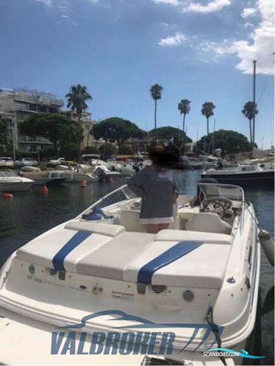 Glastron GT 185 Motorbåd 2010, med Mercury Mercruiser Mcm 4.3 L Alpha I V6 motor, Italien