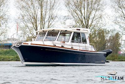 Grand Banks Eastbay 45 SX Motorbåd 2007, med Caterpillar motor, Holland