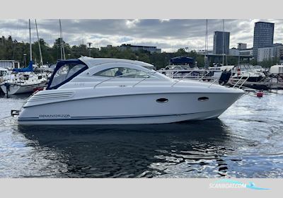 Grandezza 31 OC Motorbåd 2006, med Volvo Penta motor, Sverige