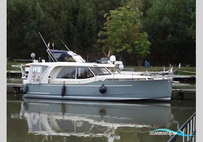 Greenline 33 Motorbåd 2015, med Volvo D3-220 motor, Tyskland