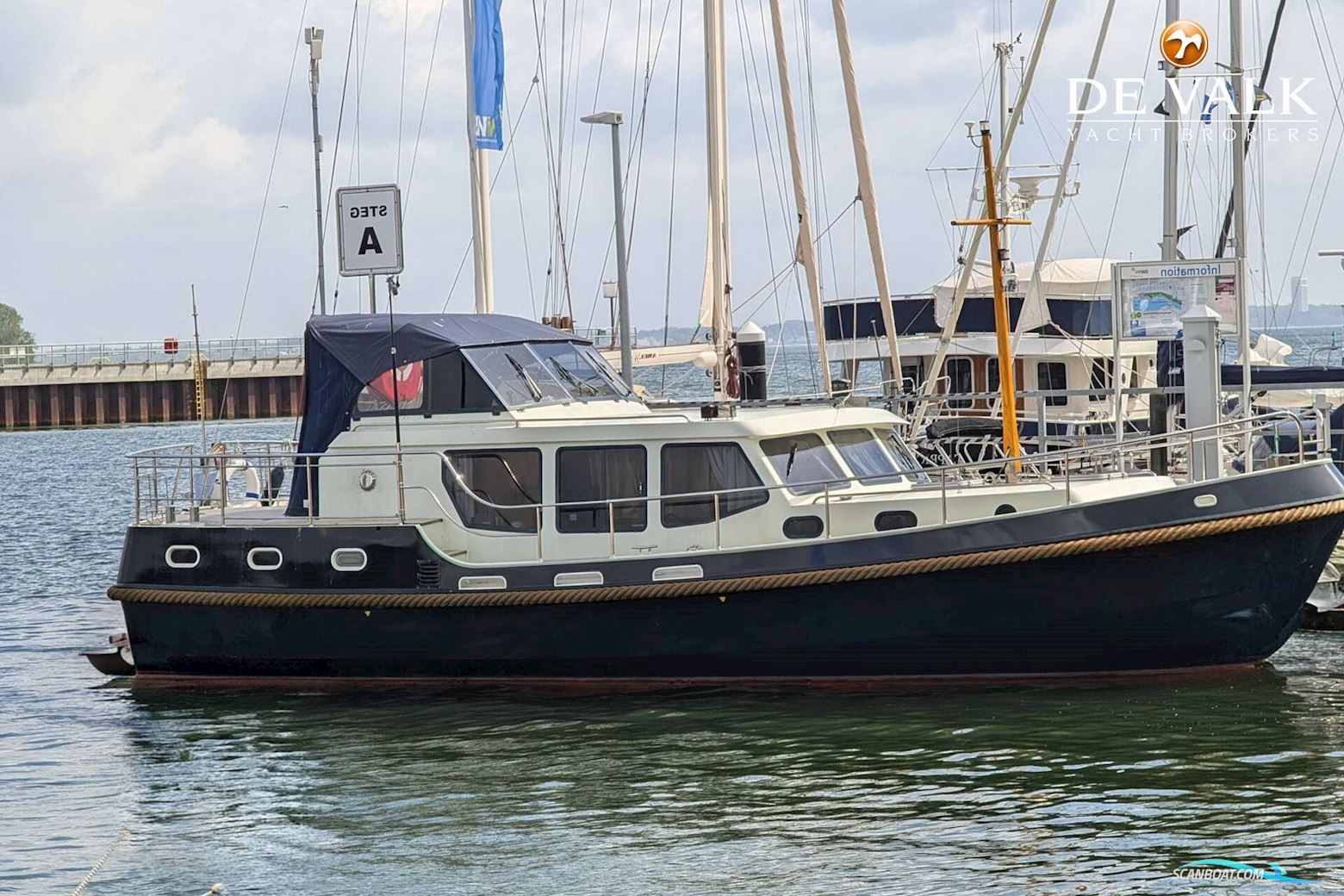 Gruno 38 Classic Motorbåd 2003, med Vetus Deutz motor, Tyskland