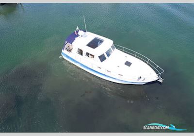 Hardy Marine 32 Commander Motorbåd 2000, med Mercruiser motor, England