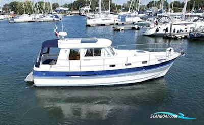 Hardy Marine 32 Commander Motorbåd 2000, med Mercruiser motor, England