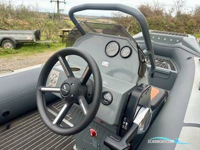 Highfield Sport 460 Motorbåd 2023, med Honda motor, England