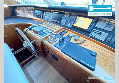 Horizon Elegance 82S Motorbåd 2001, med Caterpillar motor, Spanien