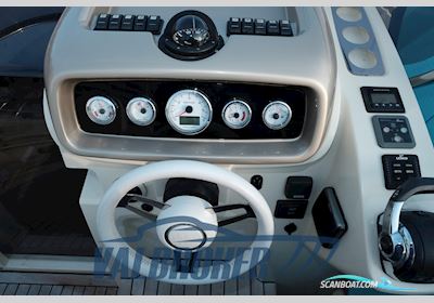 INVICTUS GT280 Motorbåd 2015, med Volvo Penta V8 motor, Frankrig