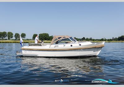 Interboat Intercruiser 27 Cabin Motorbåd 2020, med Volvo Penta is Een Zweeds Merk Dat Wereldwijd Bekendstaat om Betrouwbare en Krachtige Scheepsmotoren en Aandrijfsystemen. Ze Leveren Zowel Diesel- al motor, Holland