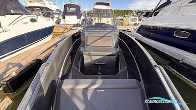 Iron 707 Motorbåd 2019, med Evinrude 200 Ca, 130h motor, Sverige