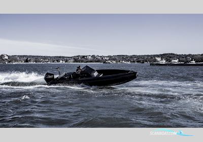 Iron 827 Motorbåd 2022, med Mercury 450R Ca, 60h motor, Sverige