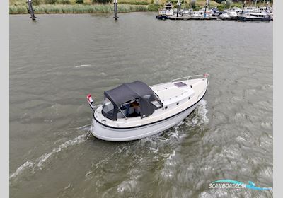 Island Plastics IP23 Motorbåd 1982, med Bukh DV-20, 2-Cilinder motor, Holland