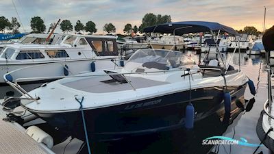 Jeanneau  Cap Camarat 7.5 WA Motorbåd 2017, med Evinrude  motor, Holland