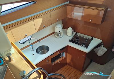 Jeanneau 42 Prestige Motorbåd 2008, med Cummins 5.9 Qsd motor, Finland