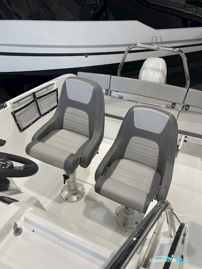 Jeanneau 5.5 CC Cap Camarat Motorbåd 2024, med Yamaha F70BET2L motor, Danmark