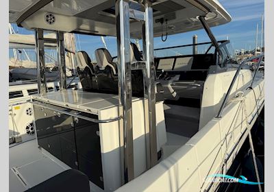 Jeanneau Cap Camarat 12.5WA-New Version Motorbåd 2024, med Yamaha 300 V6 4.2L motor, Frankrig