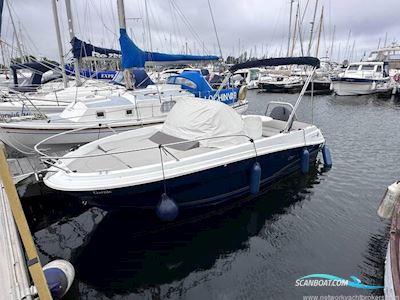 Jeanneau Cap Camarat 5.5 WA Motorbåd 2016, med Yamaha F80Belt motor, England