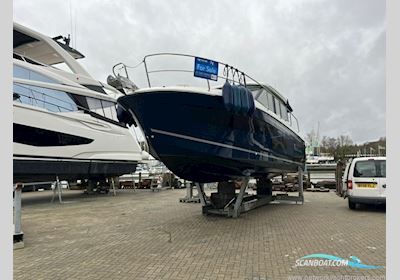 Jeanneau Merry Fisher 1095 Motorbåd 2020, med Suzuki DF300 motor, England