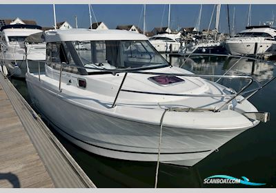 Jeanneau Merry Fisher 755 Motorbåd 2014, med Evinrude motor, England