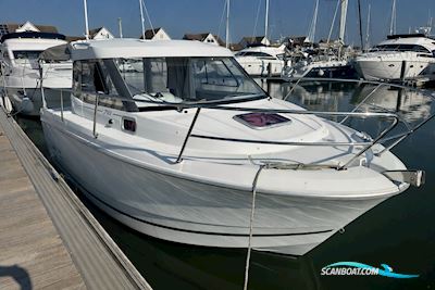 Jeanneau Merry Fisher 755 Motorbåd 2014, med Evinrude motor, England