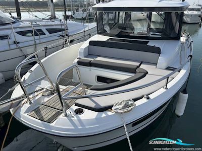 Jeanneau Merry Fisher 895 Marlin Motorbåd 2020, med Yamaha F250 motor, England