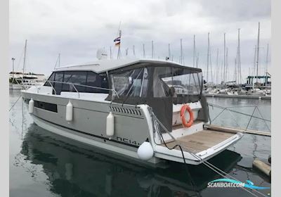 Jeanneau NC 14 Motorbåd 2017, med VOLVO PENTA IPS 500 PS DA motor, Italien